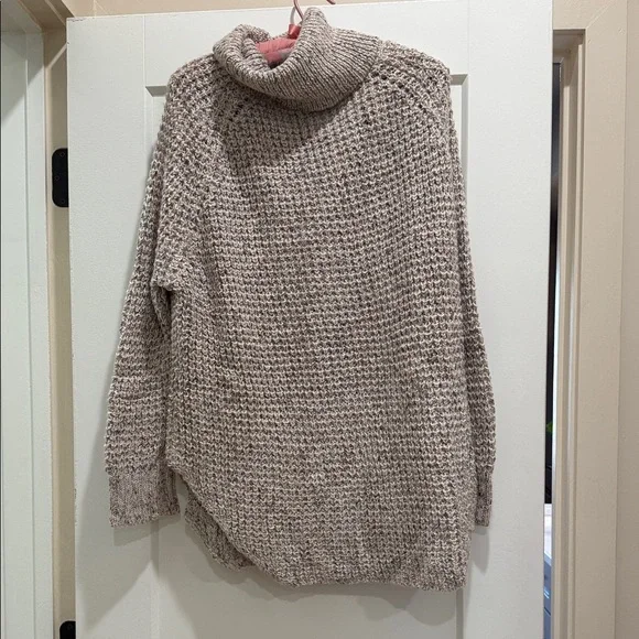 Cozy Knit Hooded Sweater - Cream - Picture 4 of 5